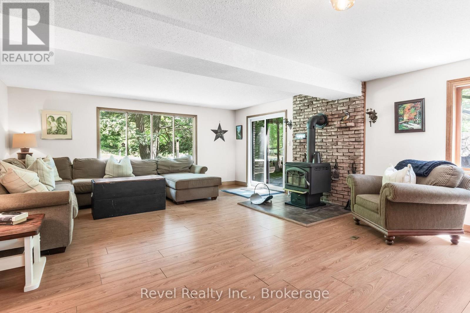 20 The Pines Lane, Brock, Ontario  L0C 1H0 - Photo 12 - N13432170