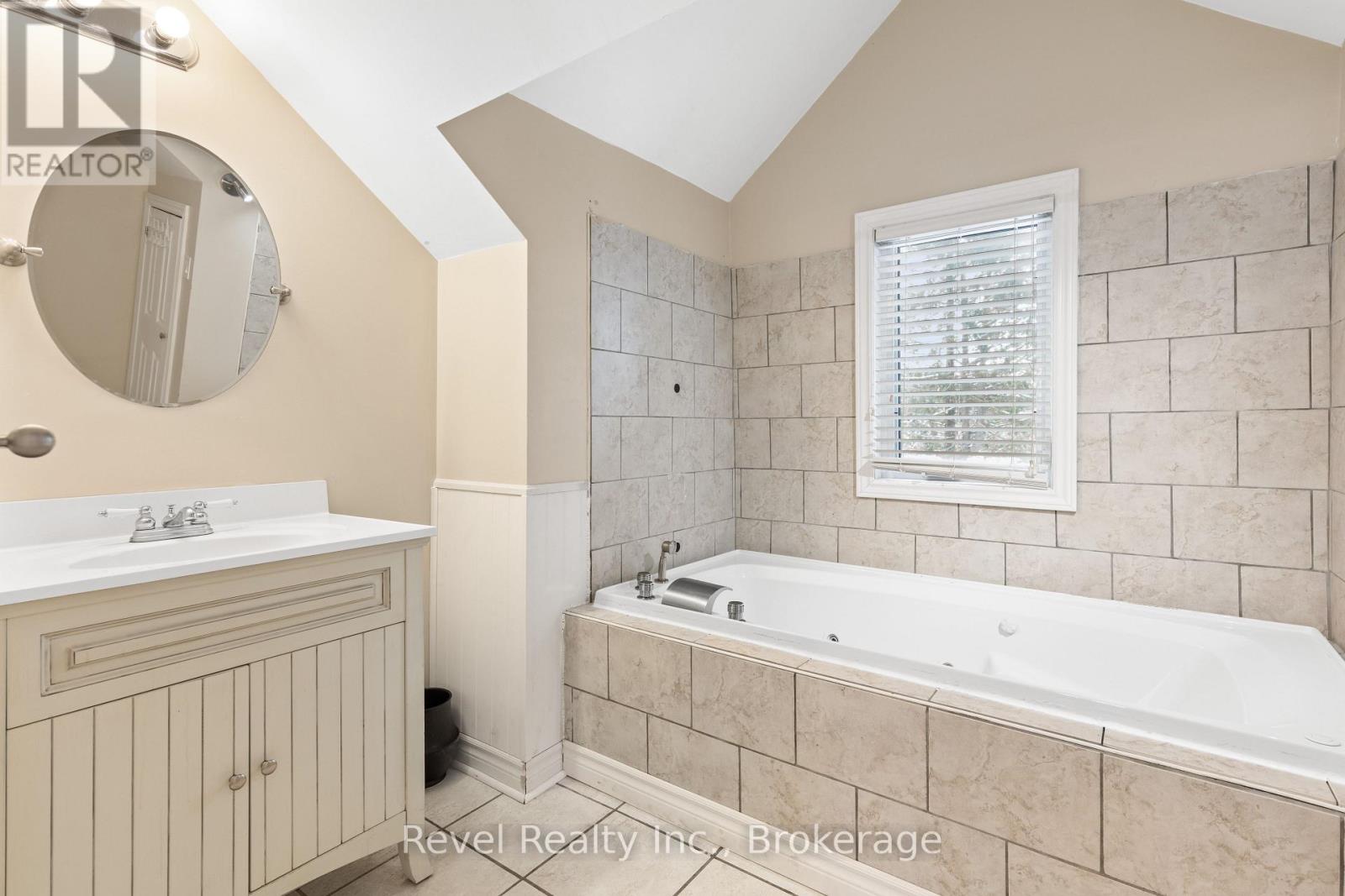 1393 Killarney Bay Road, Kawartha Lakes, Ontario  K0M 1G0 - Photo 29 - X13432142