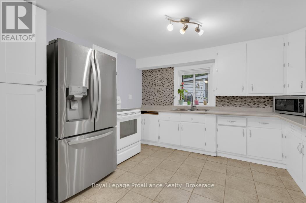 57 Albion Street, Belleville, Ontario K8N 3R7 - Photo 10 - X13437982