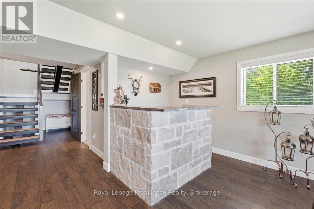 2728 County Road 3, Prince Edward County, Ontario K0K 1L0 - Photo 24 - X13462278