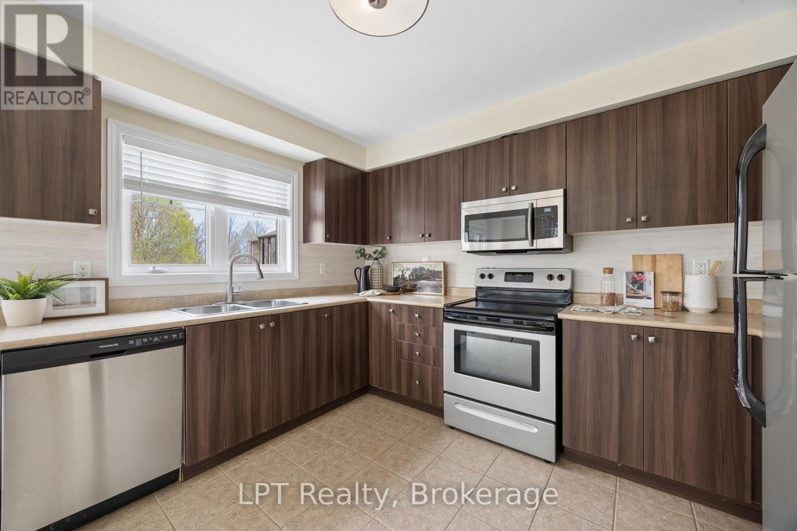 495 Mearns Avenue, Clarington, Ontario  L1C 5M5 - Photo 13 - E13444512