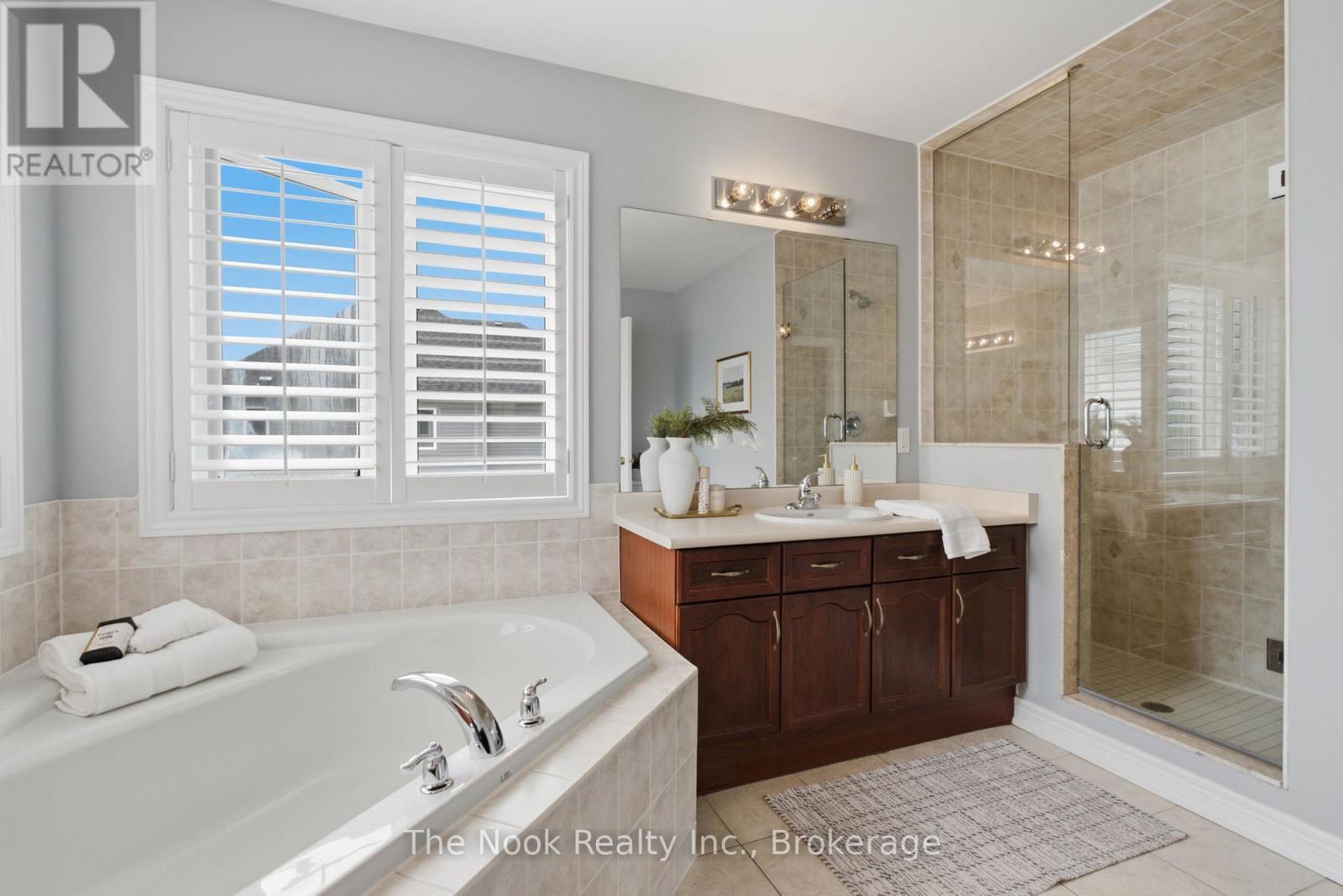10 Sisson Lane, Clarington, Ontario  L1B 0A7 - Photo 29 - E13467472