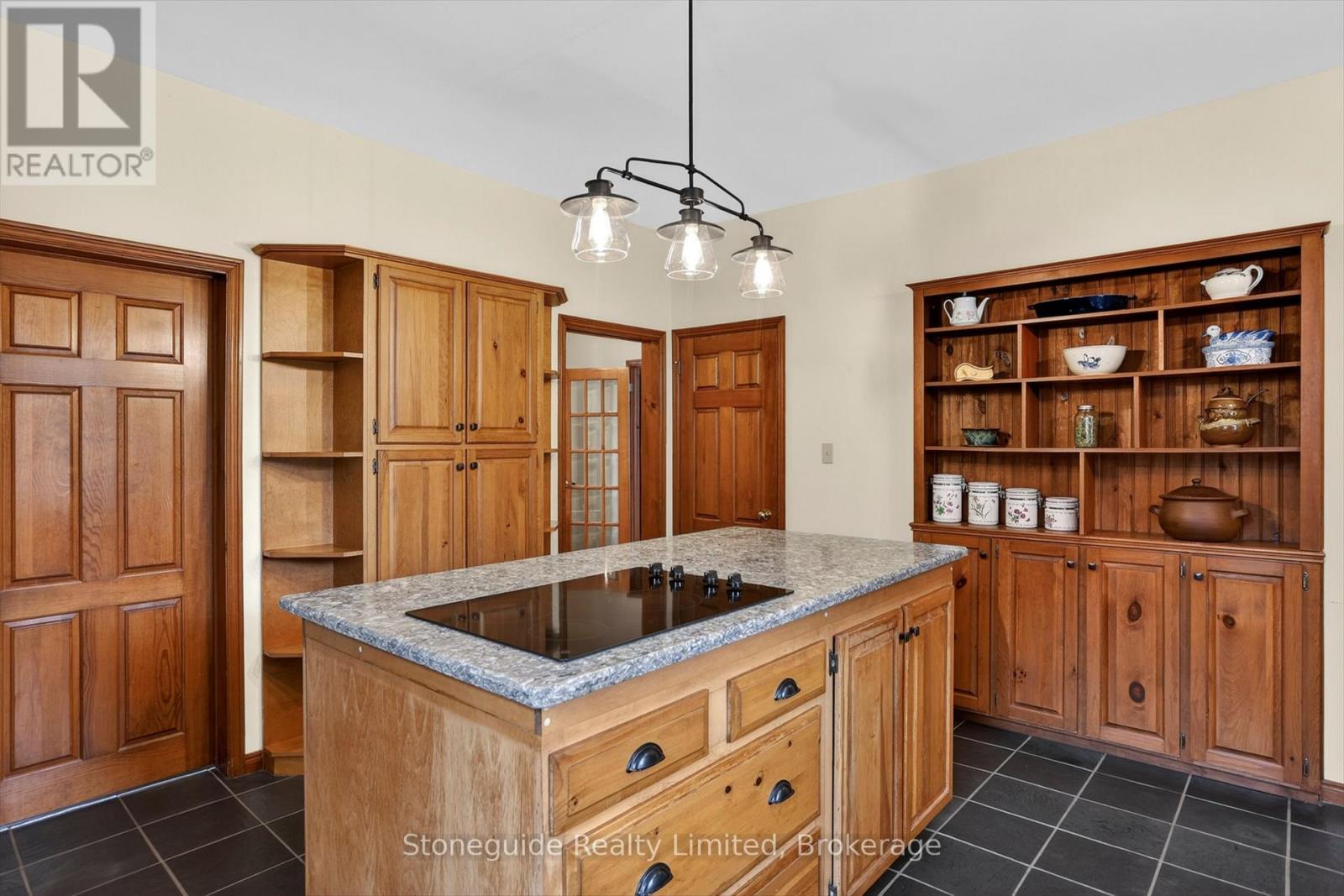 2756 County Road 38, Douro-Dummer, Ontario K0L 3A0 - Photo 8 - X13474202