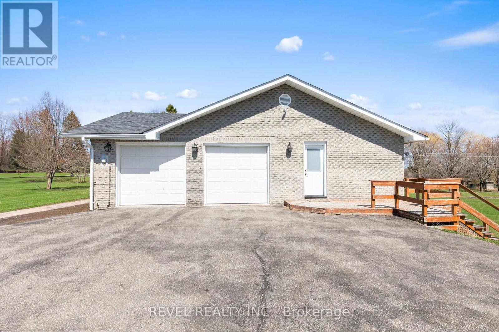 30 Castle Harbour Drive, Scugog, Ontario  L9L 1P5 - Photo 2 - E13106574