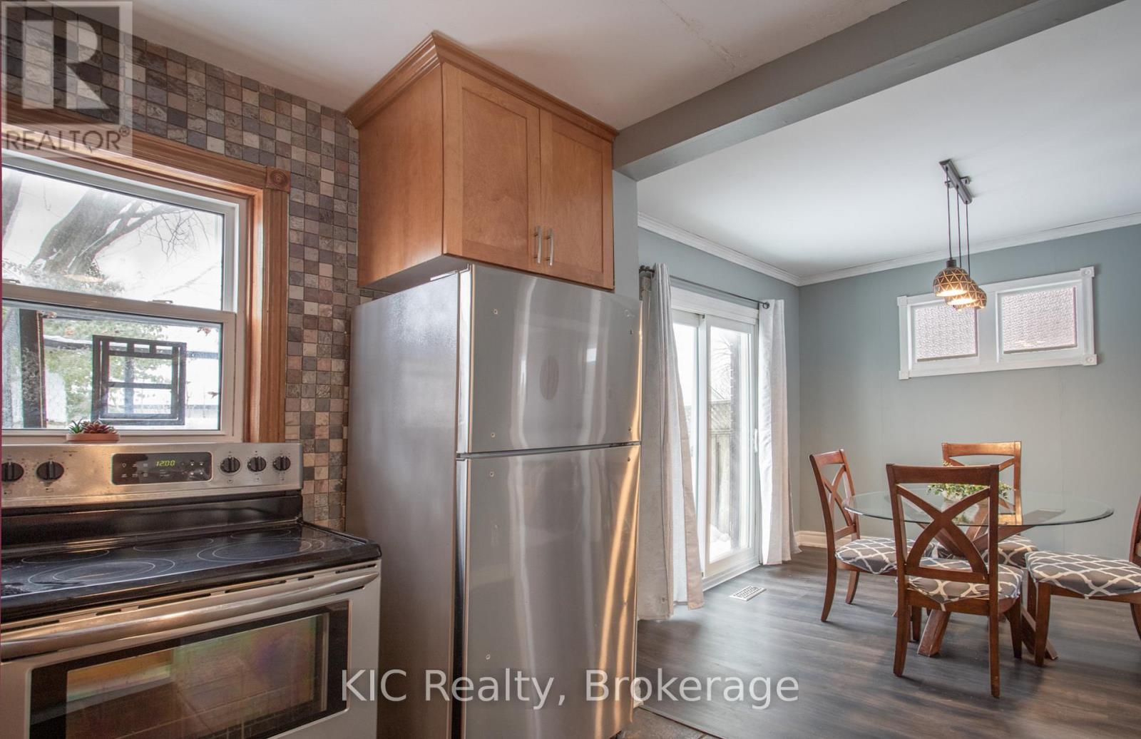 200 Oshawa Boulevard N, Oshawa, Ontario  L1G 5S9 - Photo 12 - E13492402
