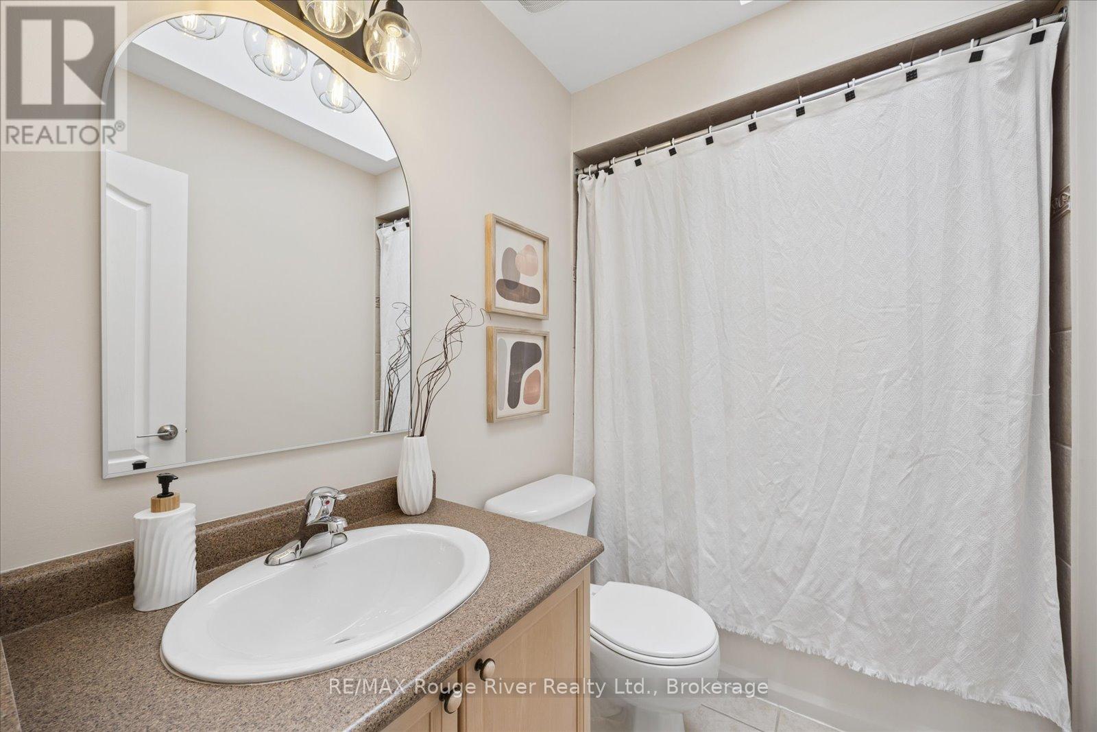 72a Laurel Avenue, Toronto, Ontario  M1K 3J6 - Photo 30 - E13492426