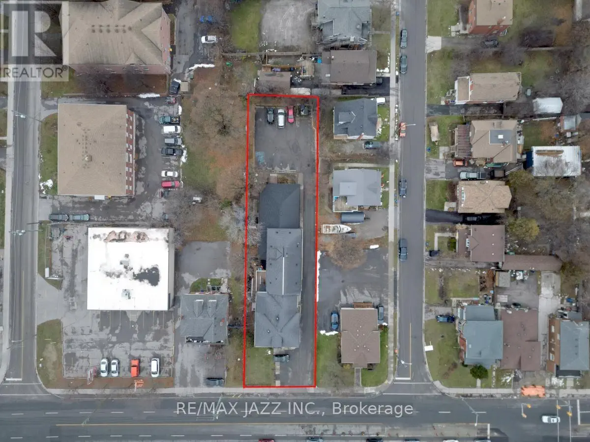 364 Simcoe Street S, Oshawa, Ontario  L1H 4J3 - Photo 2 - E8187146