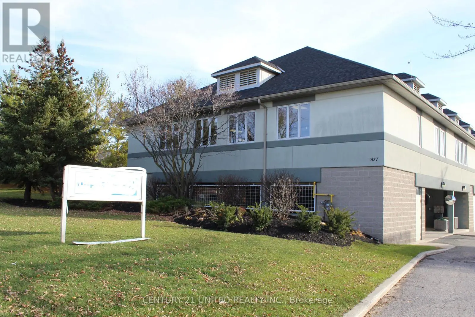 1477 Lansdowne Street W, Peterborough West, Ontario  K9J 7M3 - Photo 1 - X8199230