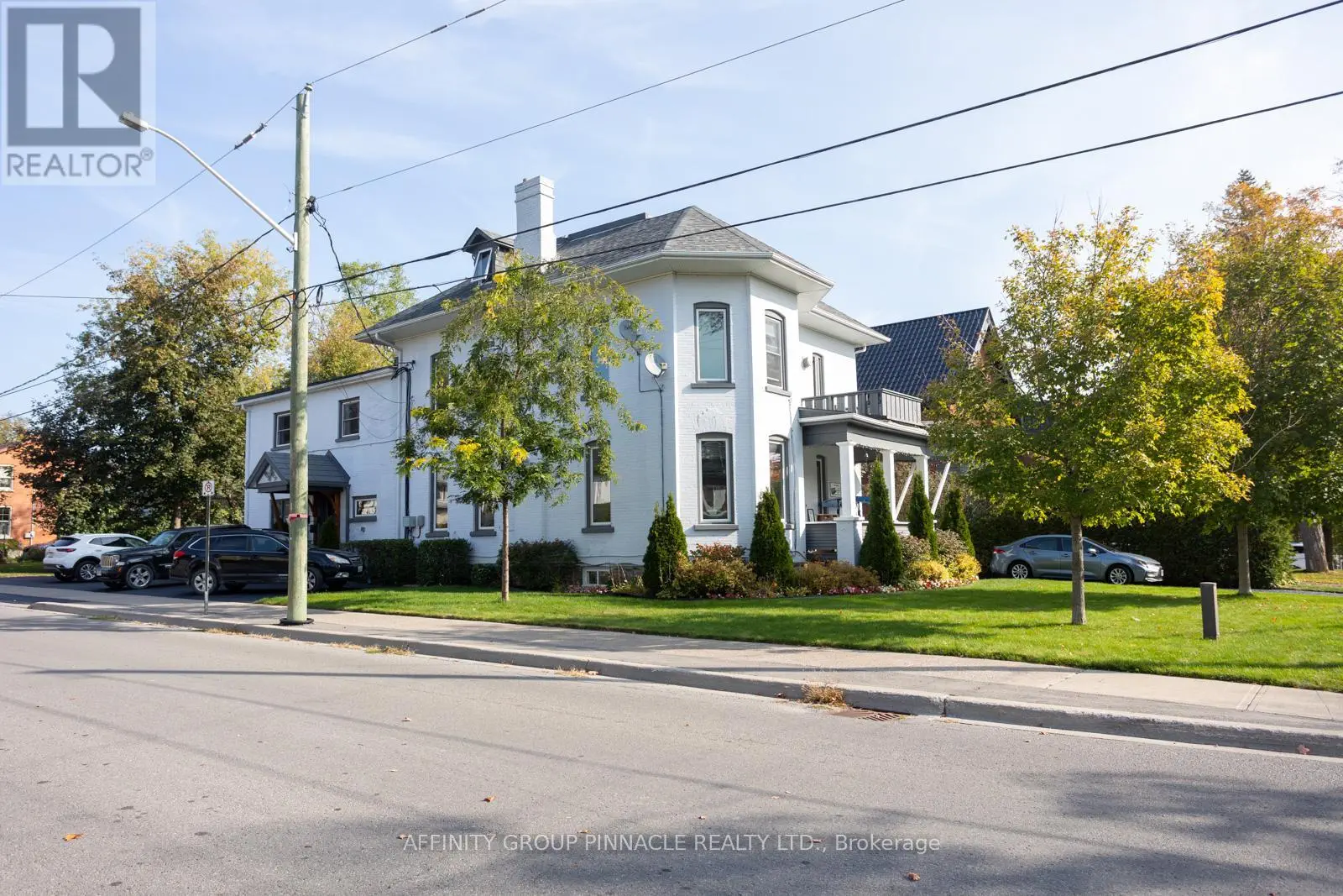 70 Wellington Street, Kawartha Lakes, Ontario  K9V 3N7 - Photo 1 - X8433072