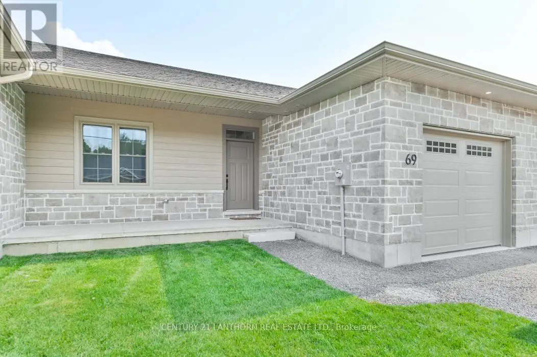 69 Seymour Street W, Centre Hastings, Ontario  K0K 2K0 - Photo 1 - X9042309