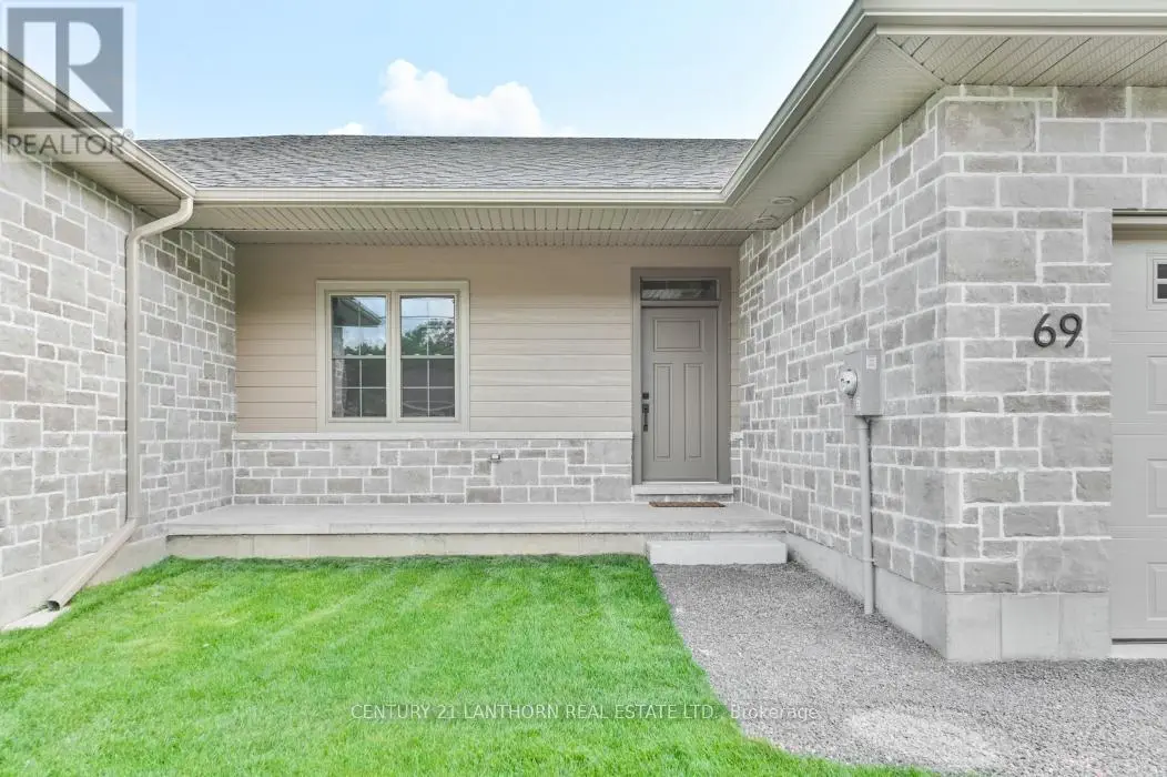 69 Seymour Street W, Centre Hastings, Ontario  K0K 2K0 - Photo 2 - X9042309