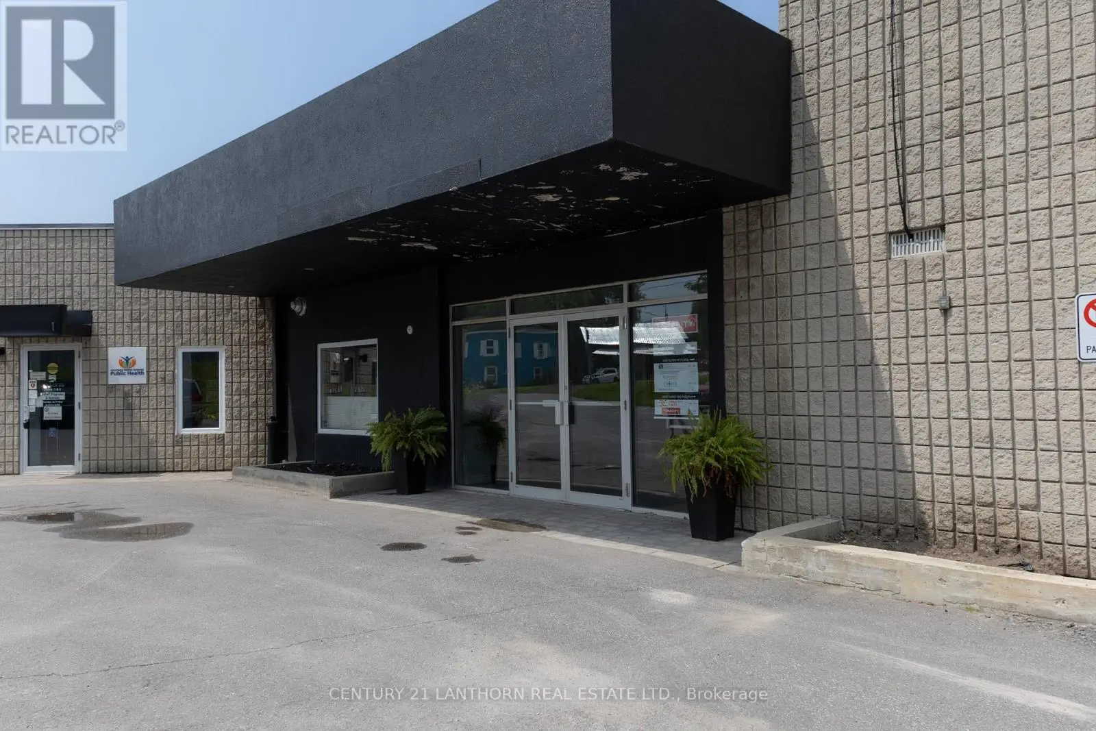 204 - 35 Bridge Street, Prince Edward County, Ontario  K0K 2T0 - Photo 3 - X9258865