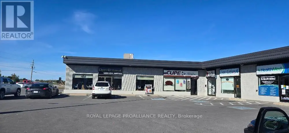 3 - 135 Cannifton Road, Belleville, Ontario  K8N 4V4 - Photo 2 - X9396710