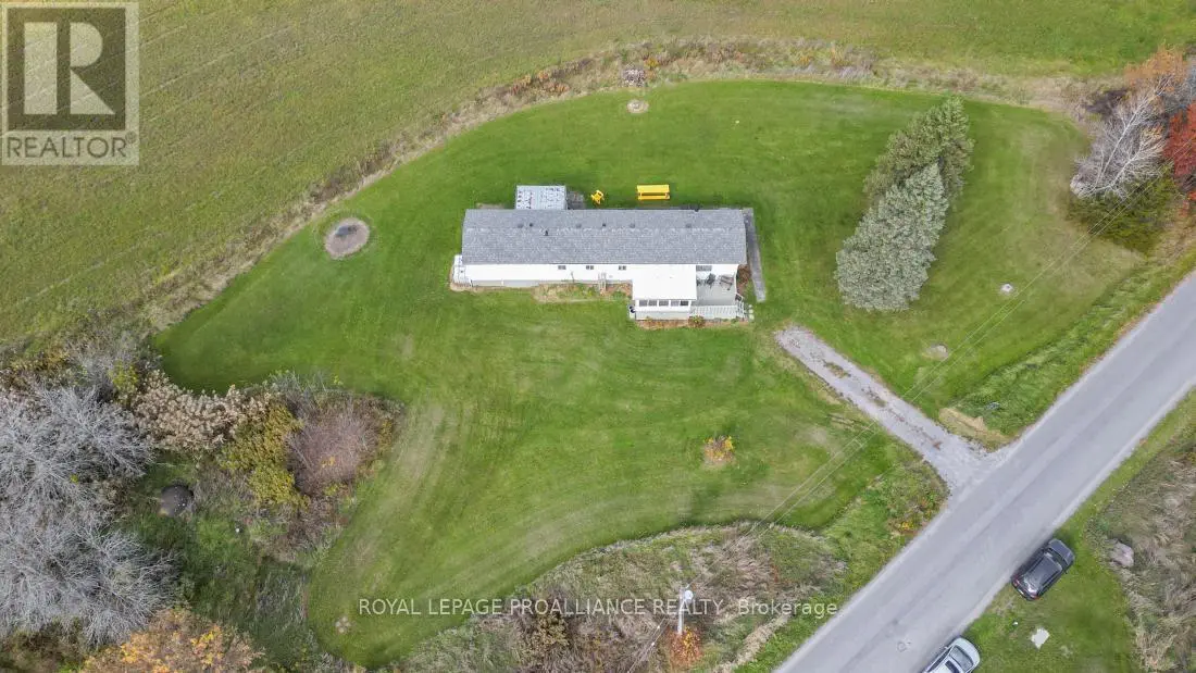 1997 Fry Road, Prince Edward County, Ontario  K0K 2T0 - Photo 3 - X9752023