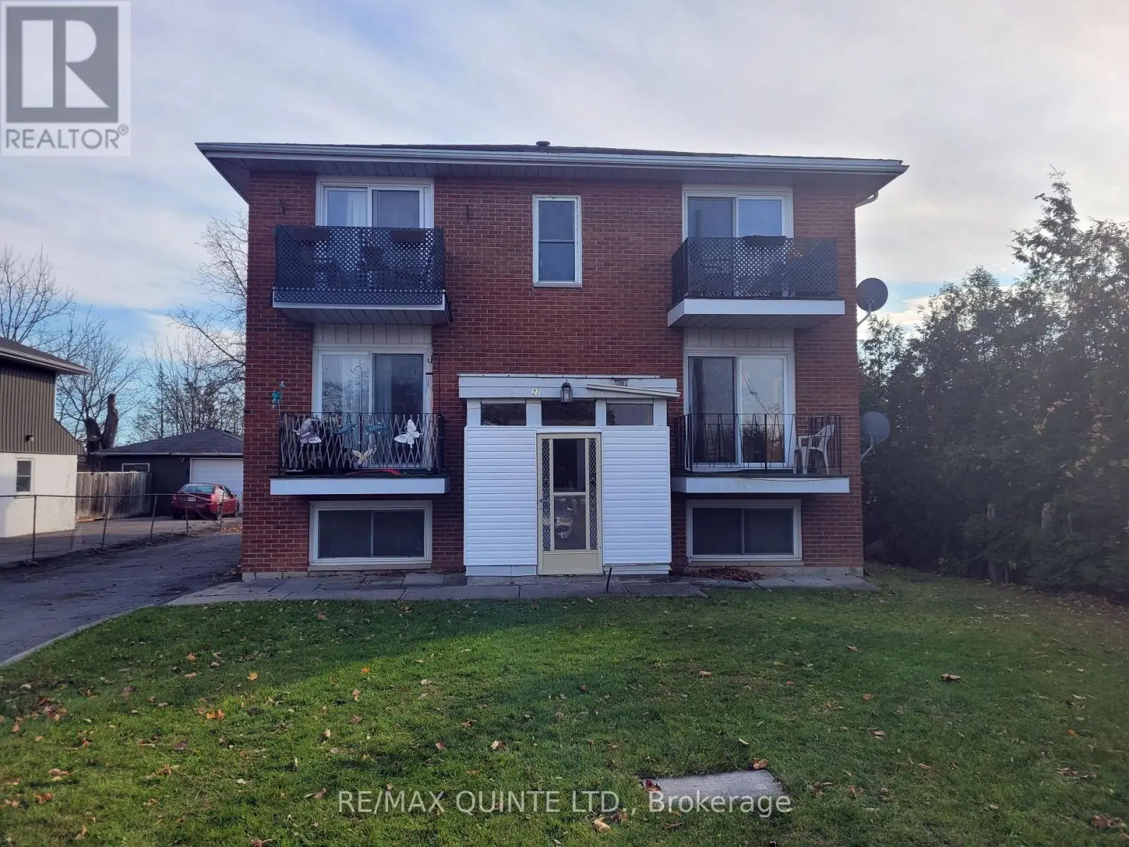 27 King George Square, Belleville, Ontario  K8P 2A6 - Photo 1 - X10409607