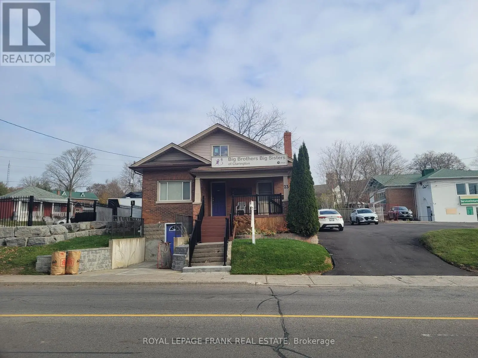 23 Scugog Street, Clarington, Ontario  L1C 3H7 - Photo 2 - E10427096