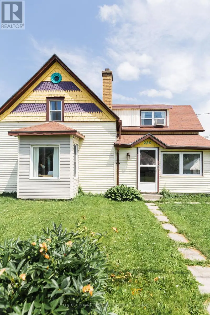 230 Oak Street, Prince Edward County, Ontario  K0K 3L0 - Photo 2 - X11407973