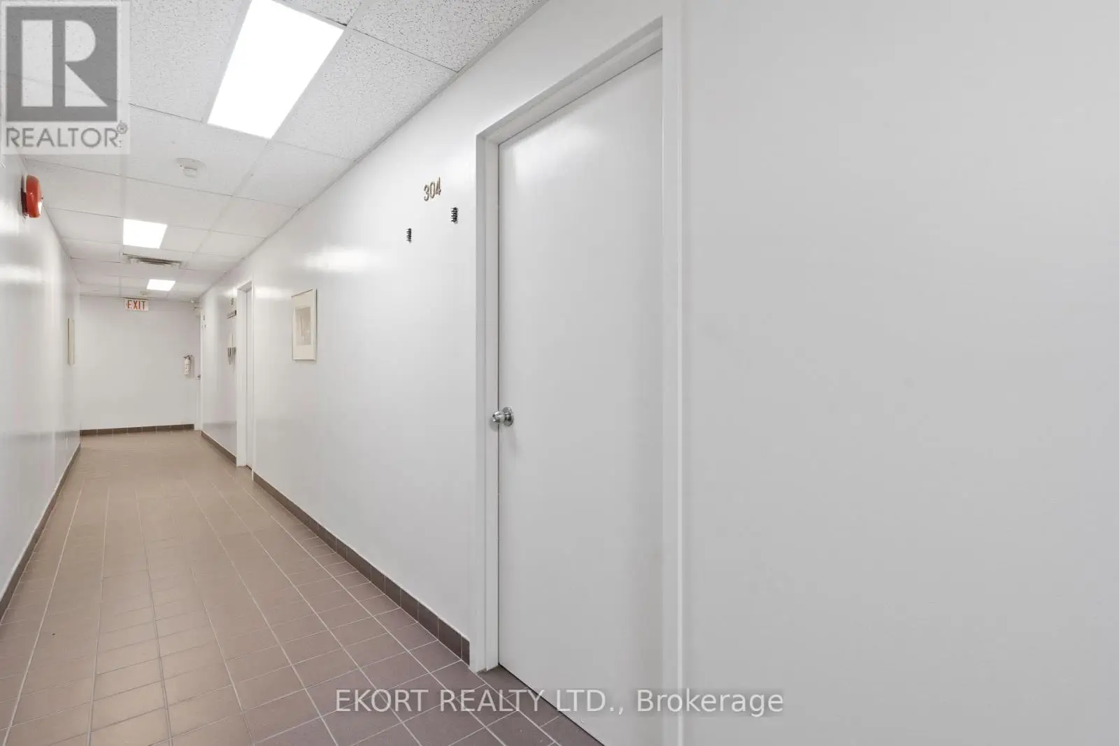 300 - 274 Dundas Street E, Belleville, Ontario  K8N 5A9 - Photo 2 - X11542956