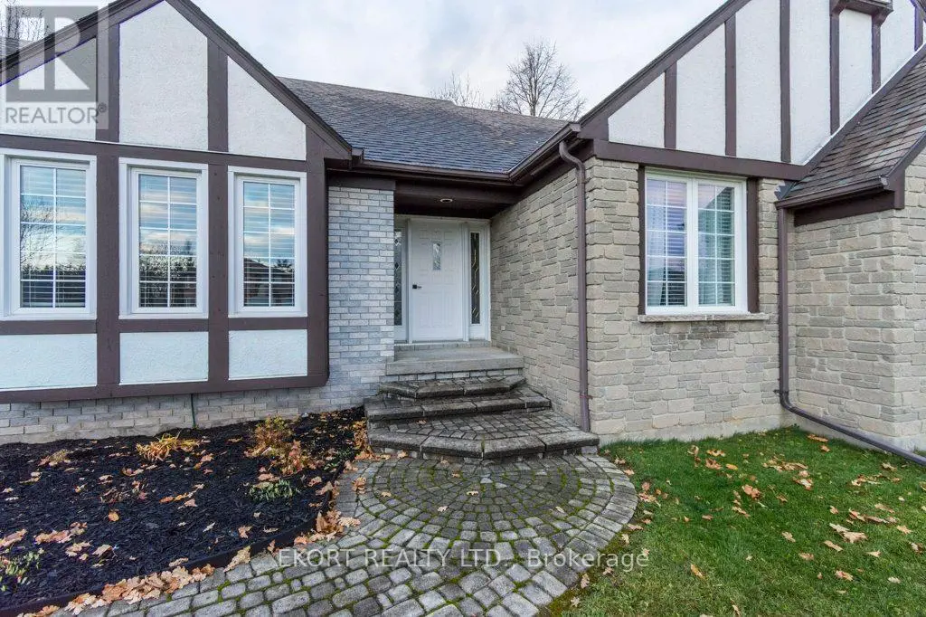 24 Kaiser Court, Belleville, Ontario  K8P 5G3 - Photo 2 - X11582464