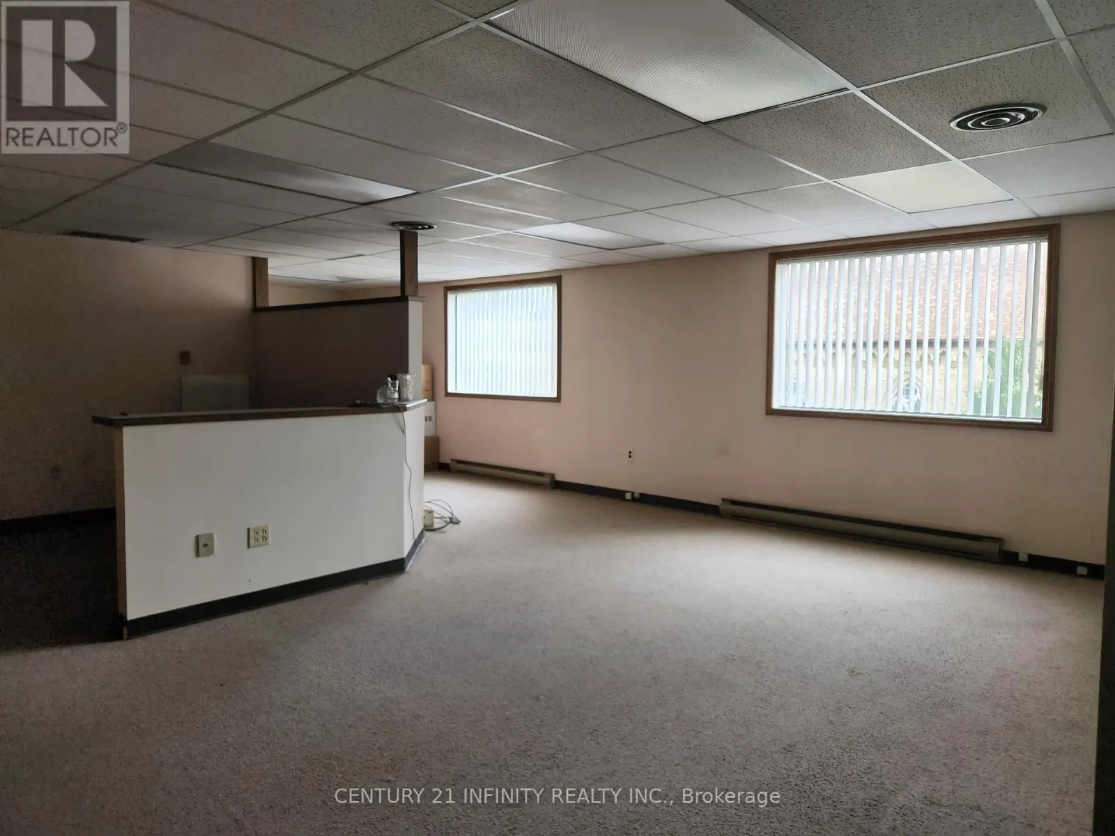 301 - 74 Simcoe Street S, Oshawa, Ontario  L1H 4G6 - Photo 1 - E11824835