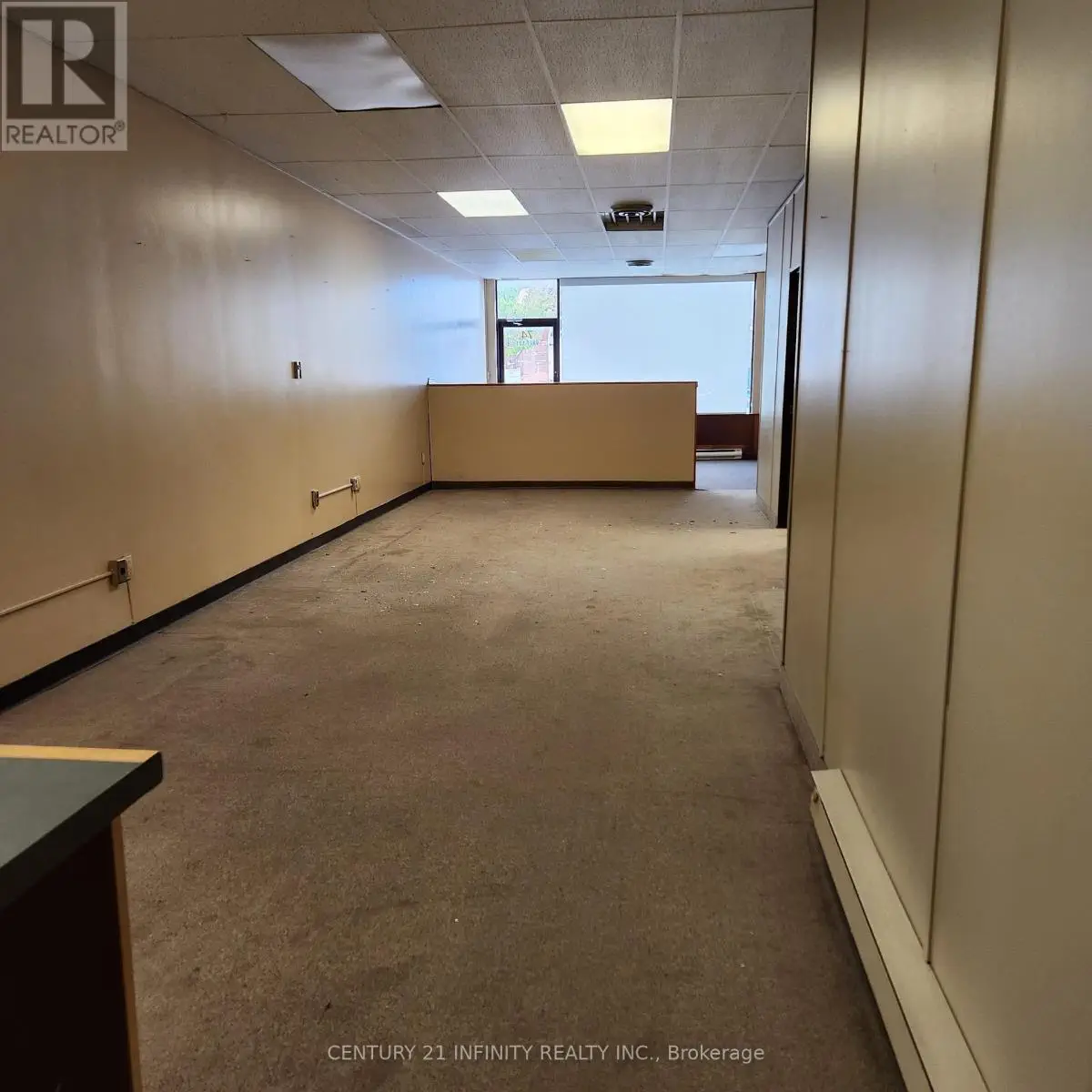 101 - 74 Simcoe Street S, Oshawa, Ontario  L1H 4G6 - Photo 2 - E11885264