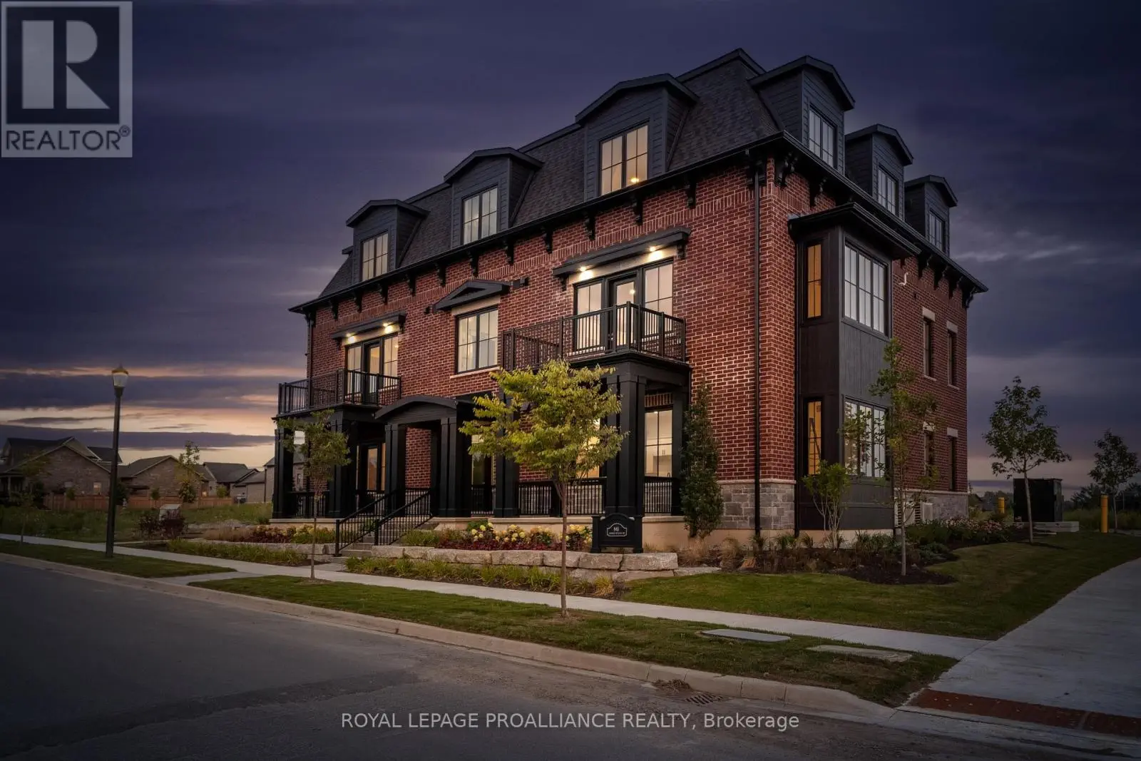 301 - 941 CHARLES WILSON PARKWAY, Cobourg, Ontario