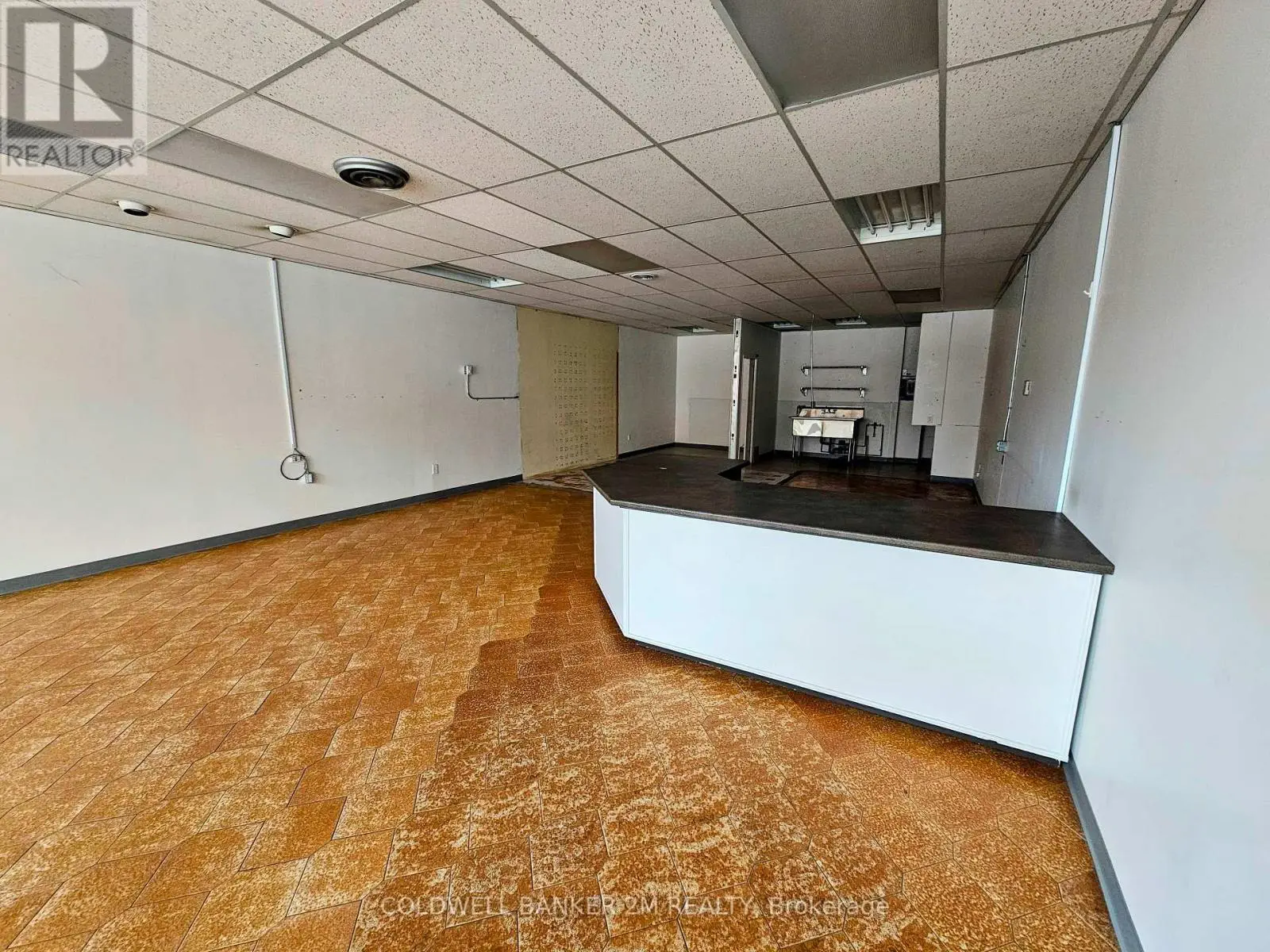 102 - 74 Simcoe Street S, Oshawa, Ontario  L1H 4G6 - Photo 3 - E11911170