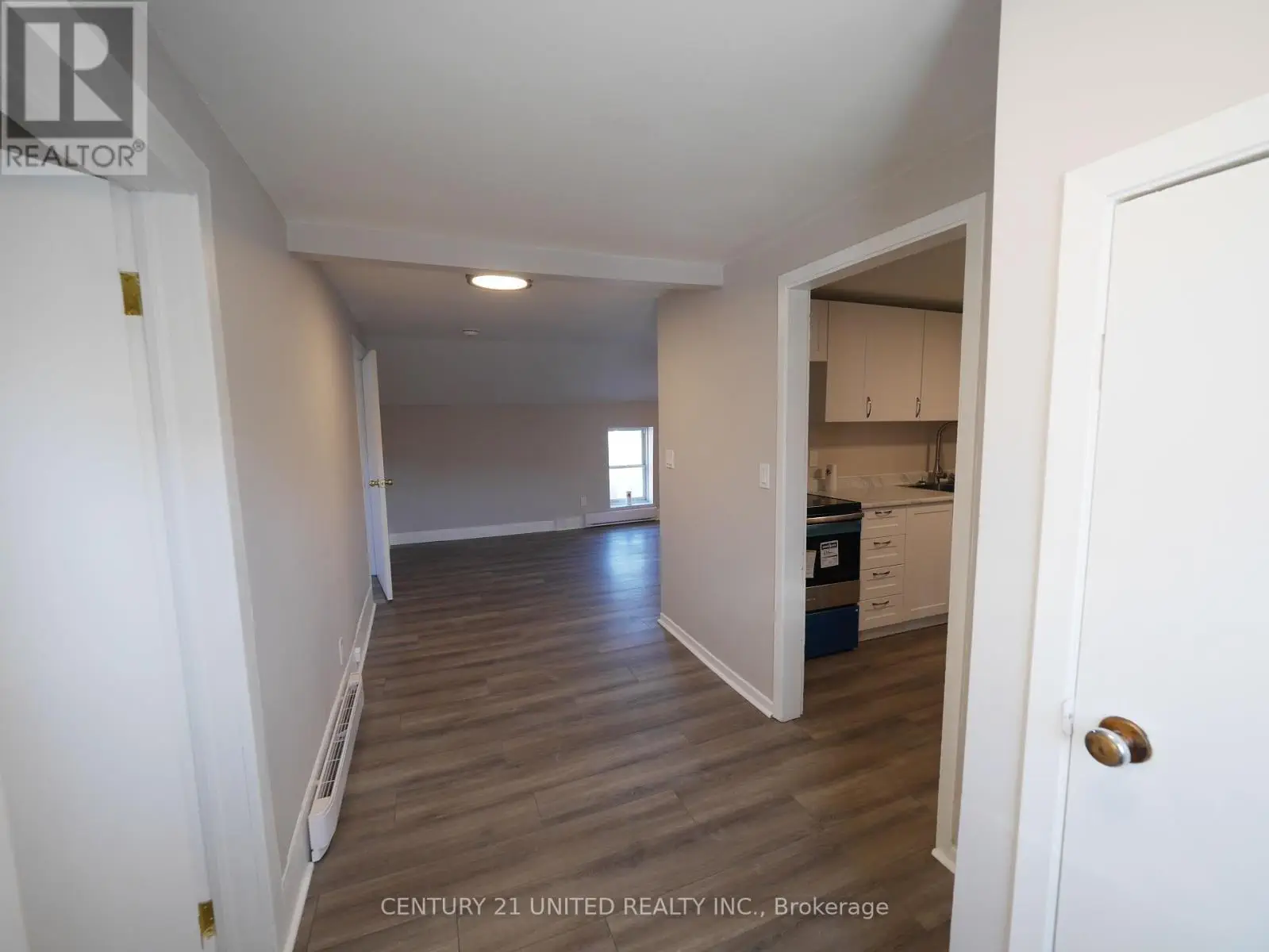 381a Queen Street, Peterborough Central, Ontario  K9H 3J7 - Photo 3 - X11927499