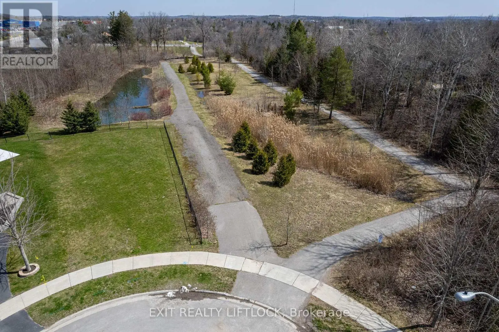 418 Raymond Street, Peterborough North, Ontario  K9H 0G9 - Photo 2 - X11927203