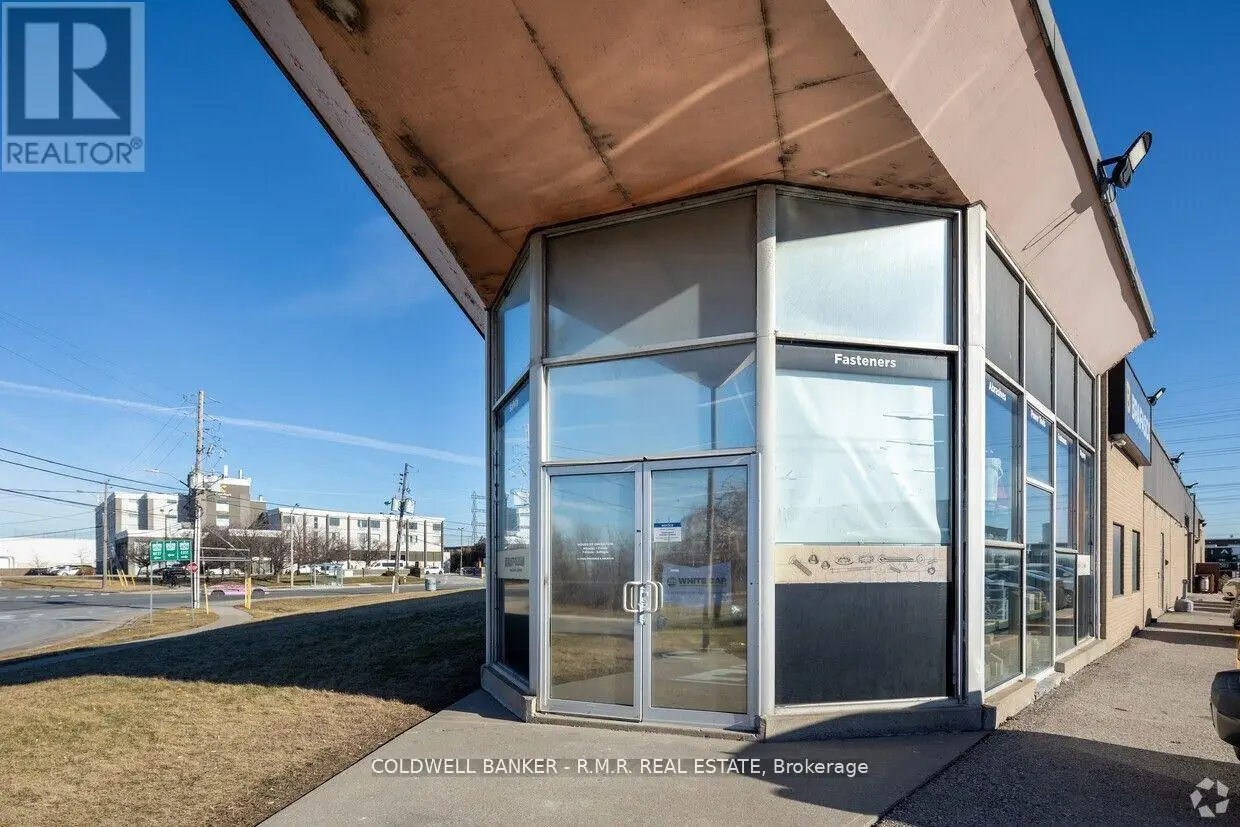 75 City View Drive, Toronto, Ontario  M9W 5A5 - Photo 3 - W11946783
