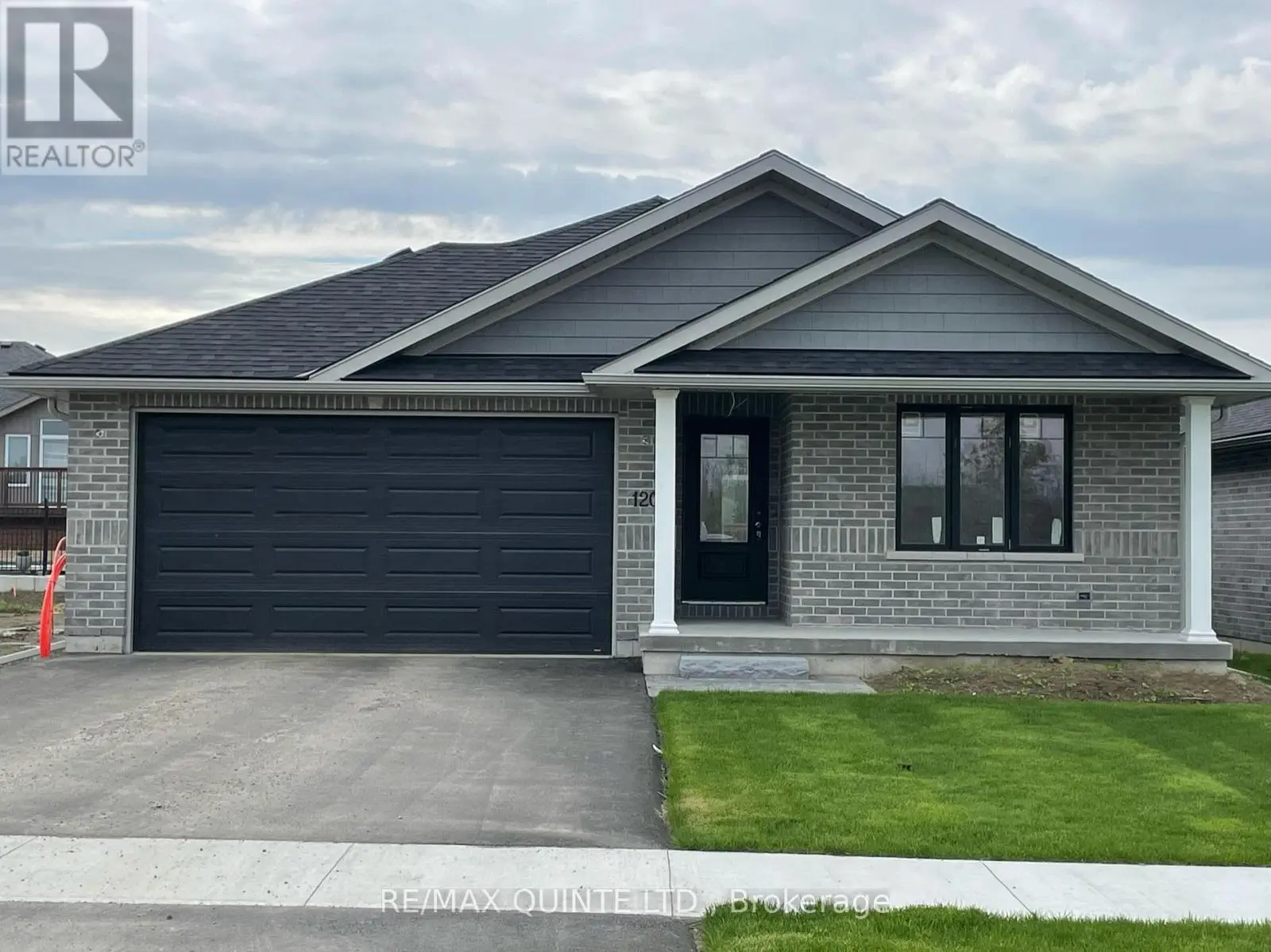120 Hastings Park Drive, Belleville, Ontario  K8P 0J4 - Photo 1 - X11949246