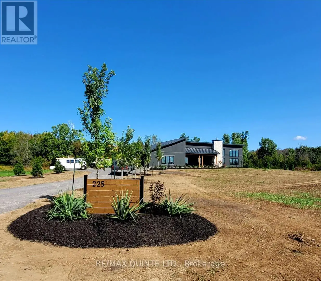 225 Mitchell's Crossroad, Prince Edward County, Ontario  K0K 2T0 - Photo 1 - X9344050