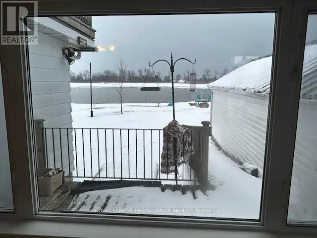 Lower Unit - 133 Main Street, Prince Edward County, Ontario  K0K 3L0 - Photo 3 - X11958256