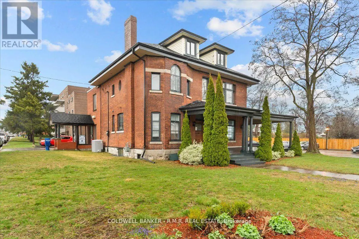 Upper - 438 Division Street, Cobourg, Ontario  K9A 5Y5 - Photo 1 - X11960531