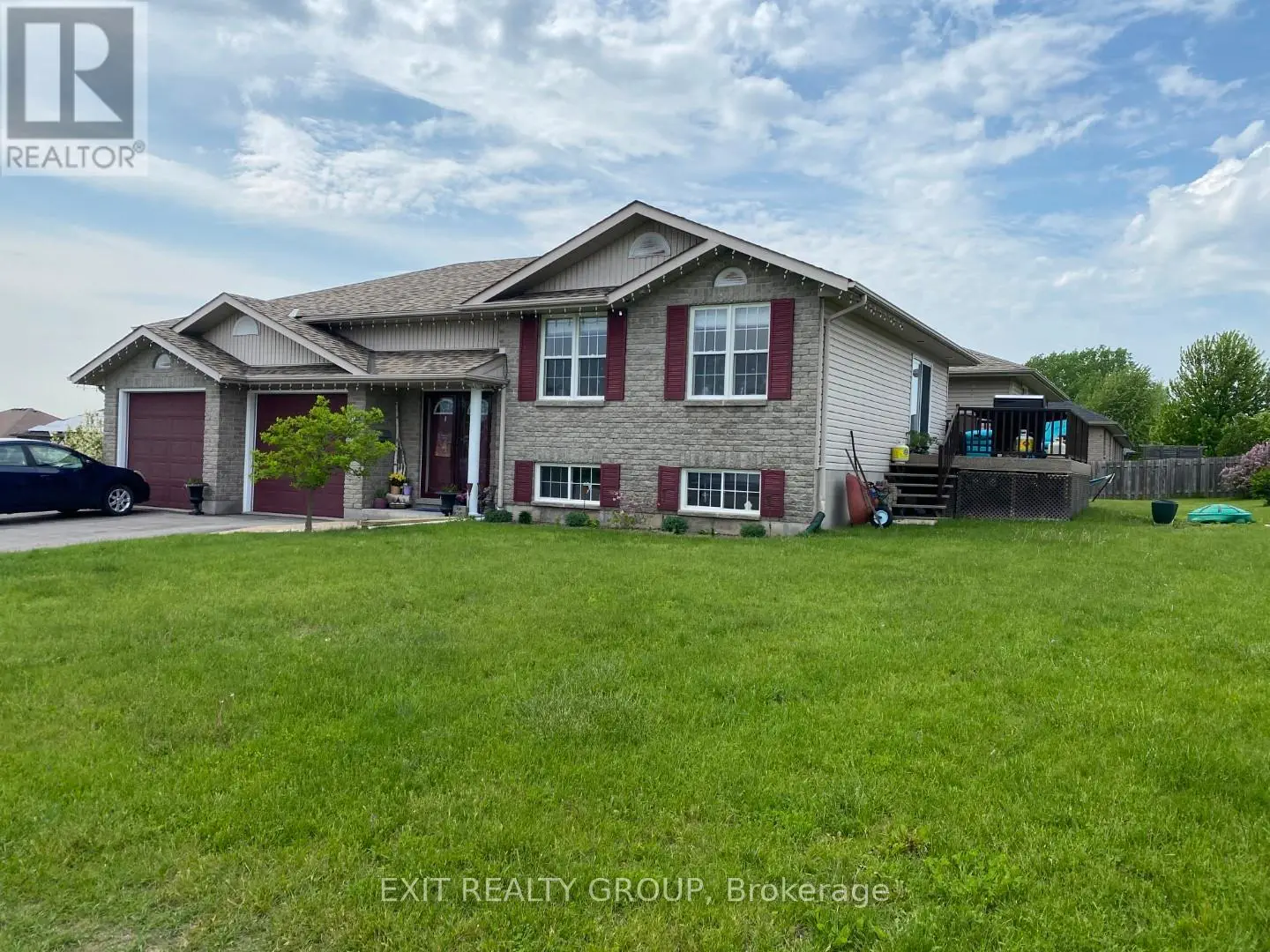 27 Belvedere Road, Quinte West, Ontario  K8V 4A9 - Photo 1 - X11973938