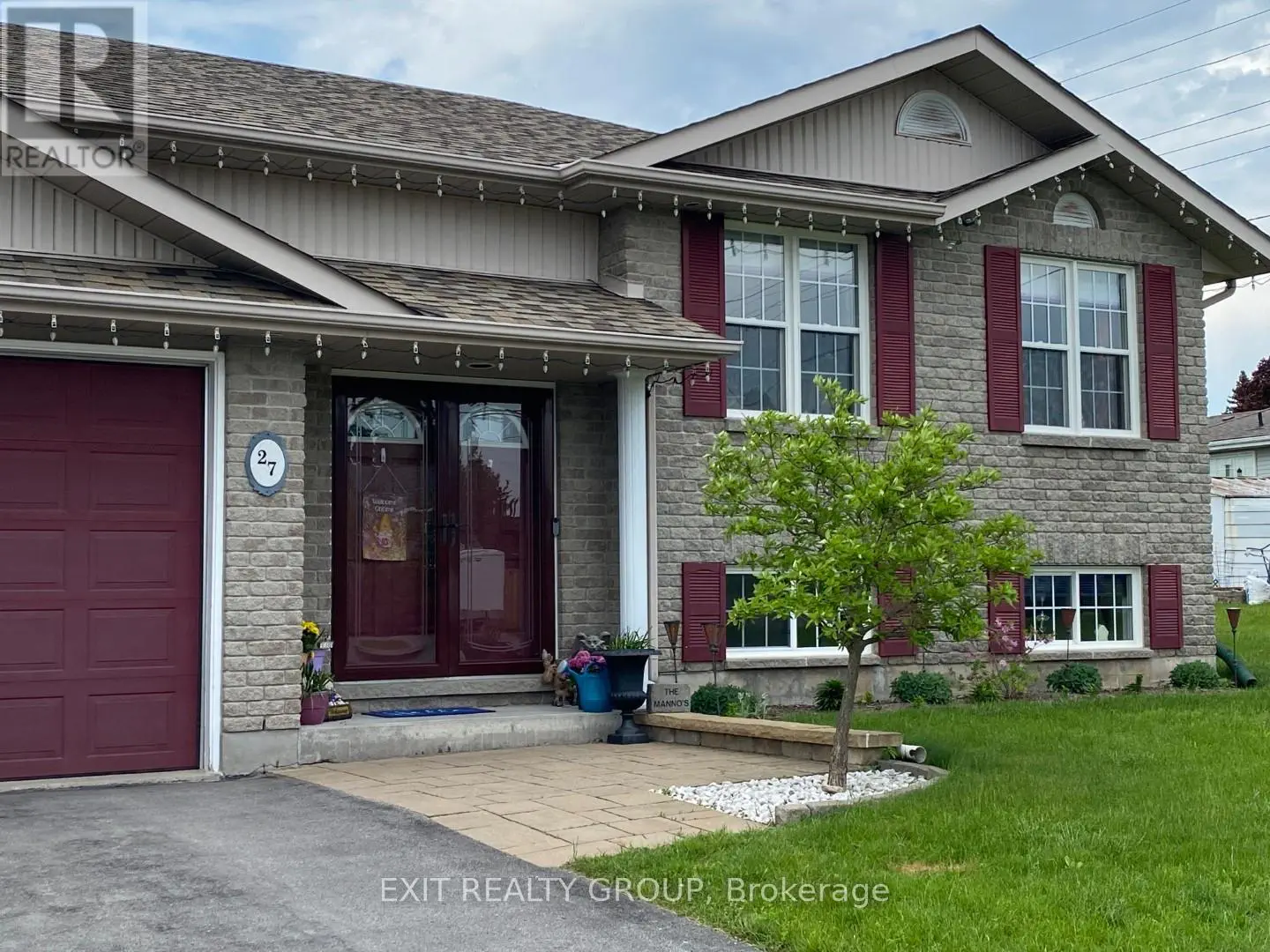 27 Belvedere Road, Quinte West, Ontario  K8V 4A9 - Photo 2 - X11973938