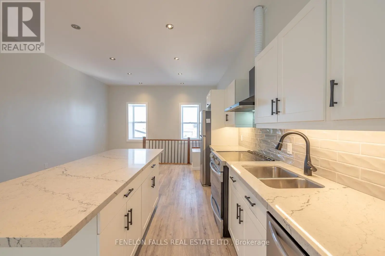 B - 13 Colborne Street, Kawartha Lakes, Ontario  K0M 1N0 - Photo 1 - X11974093