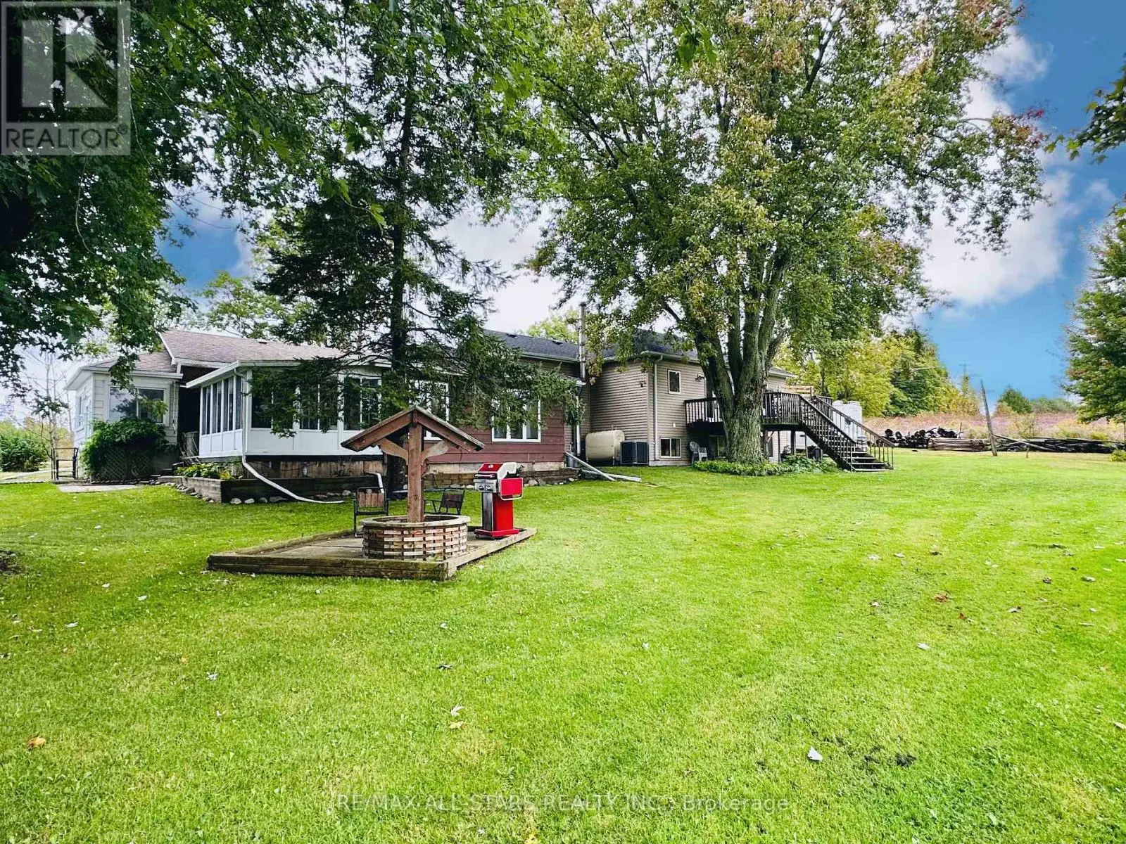 721 Hiawatha Line, Otonabee-South Monaghan, Ontario  K0L 2G0 - Photo 1 - X11971370