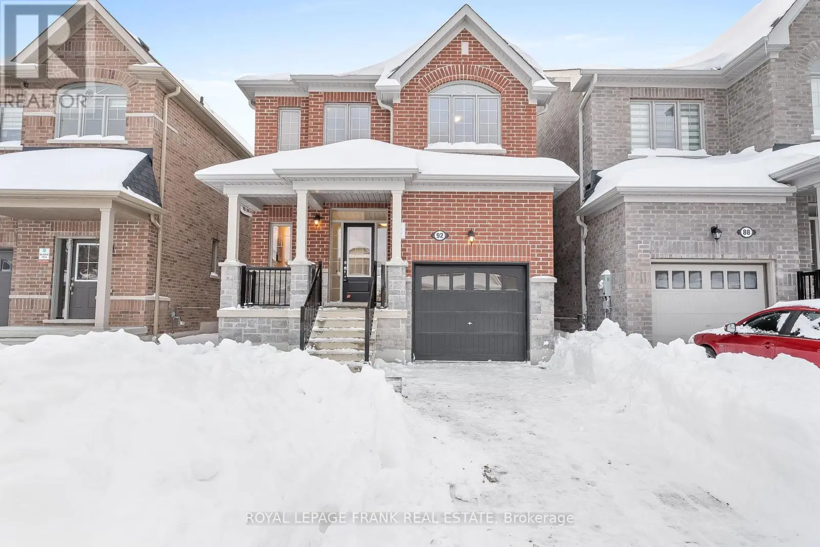 92 Robin Trail, Scugog, Ontario  L9L 1T5 - Photo 1 - E11978755