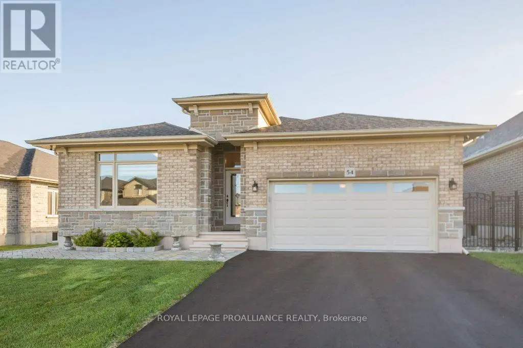 54 Stonecrest Boulevard, Quinte West, Ontario  K8R 0A4 - Photo 1 - X11979370