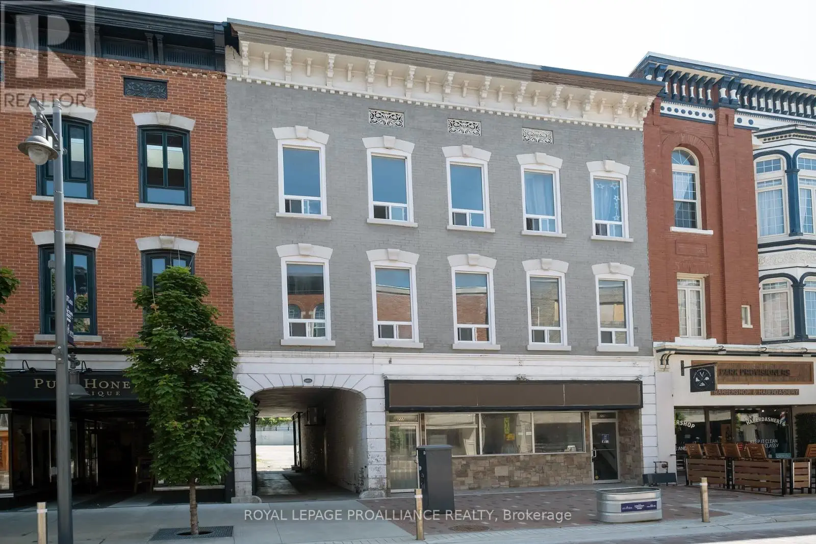 1 - 277 Front Street, Belleville, Ontario  K8N 2Z6 - Photo 1 - X11981030