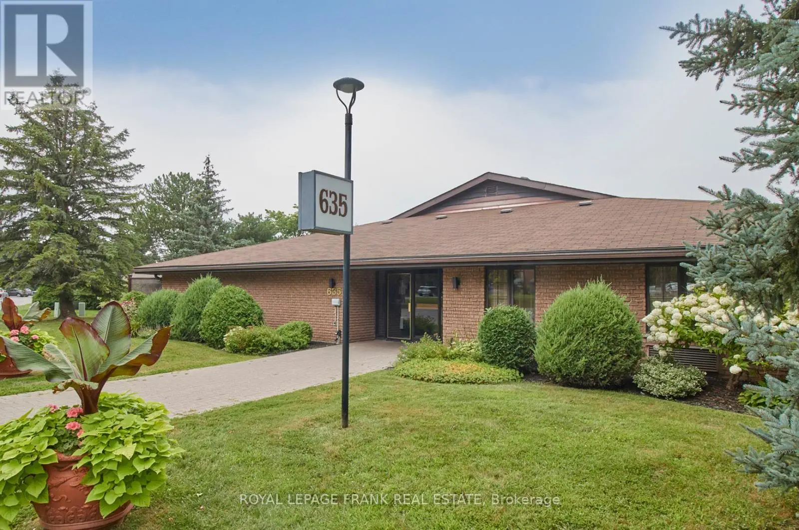 10 - 635 Whitaker Street, Peterborough East, Ontario  K9H 7L5 - Photo 1 - X11981860