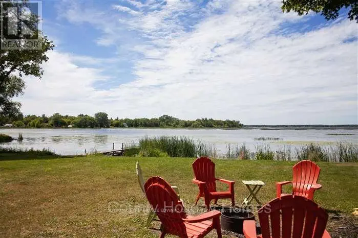 1300 County Road 18 Road, Prince Edward County, Ontario  K0K 1P0 - Photo 3 - X11978934