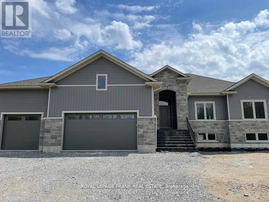 6 Avalon Drive, Kawartha Lakes, Ontario  K0M 1N0 - Photo 2 - X9382716