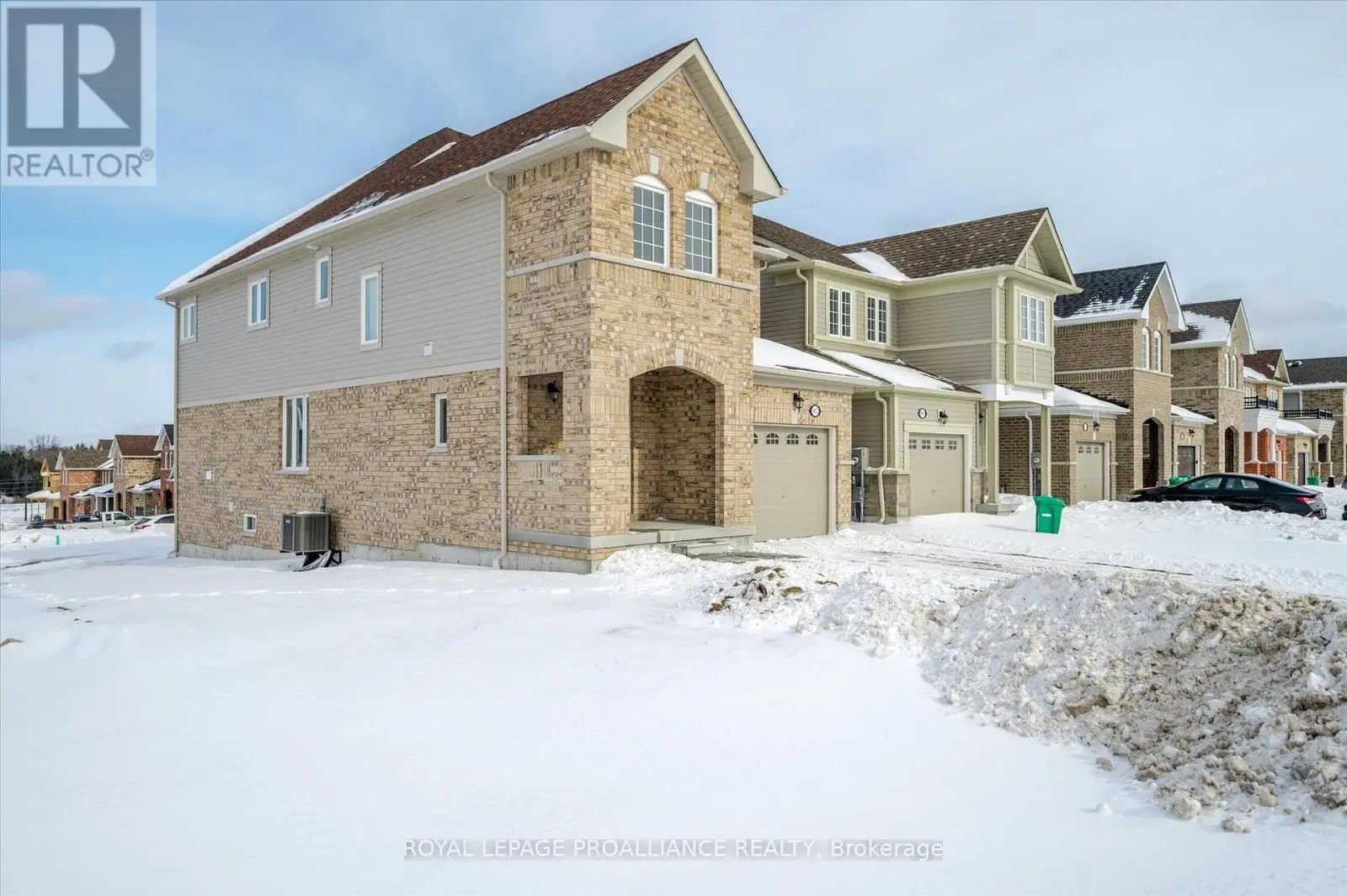 902 Bamford Terrace, Peterborough North, Ontario  K9K 0H4 - Photo 2 - X11986969