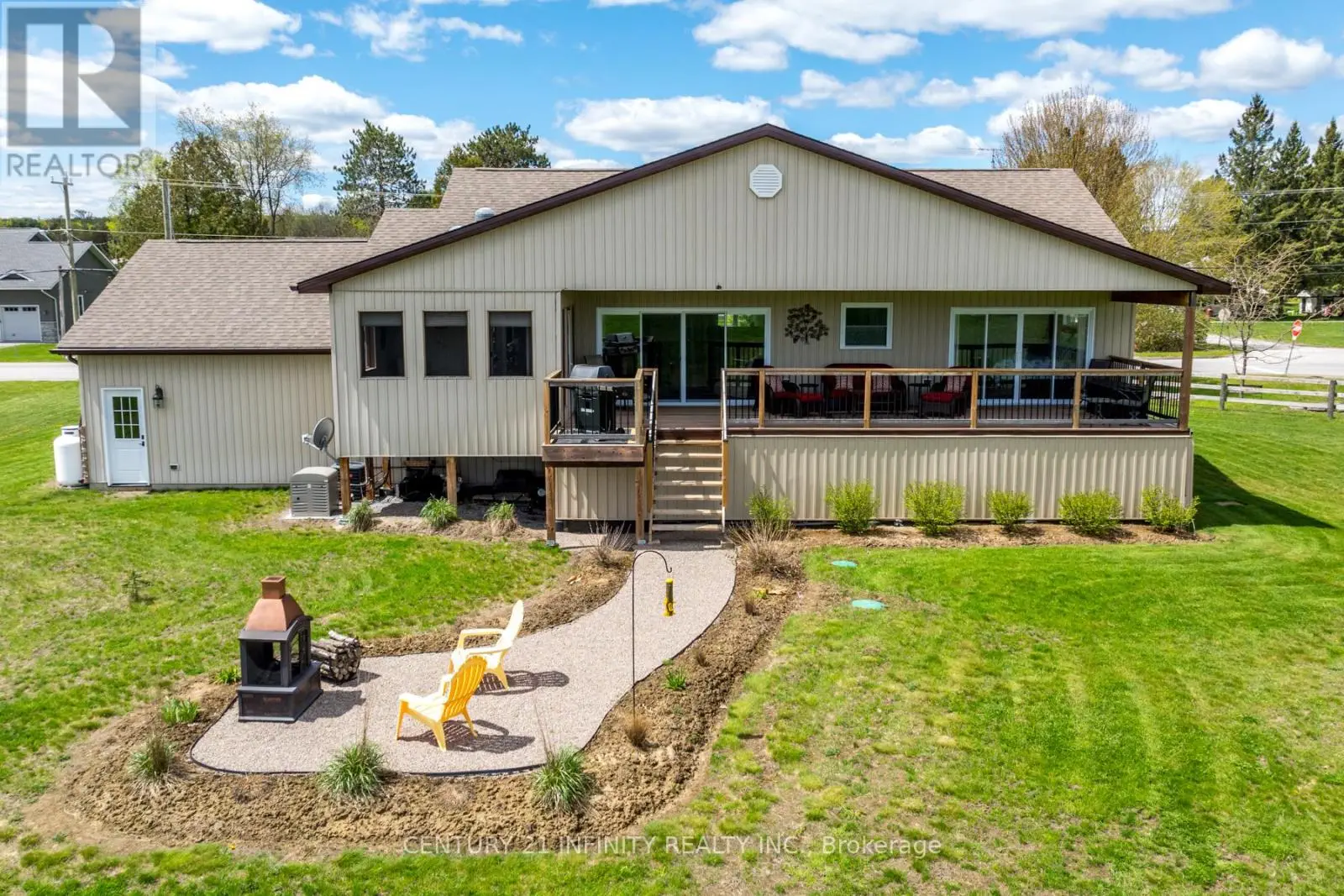 240 Burnt River Road, Kawartha Lakes, Ontario  K0M 1K0 - Photo 2 - X11988708