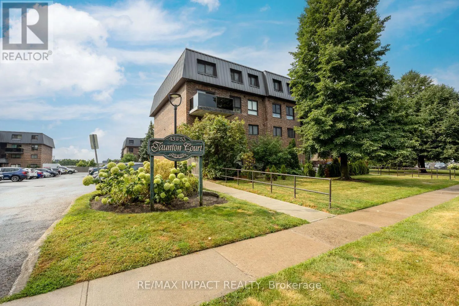 31 - 43 Taunton Road E, Oshawa, Ontario  L1G 3T6 - Photo 2 - E11988892