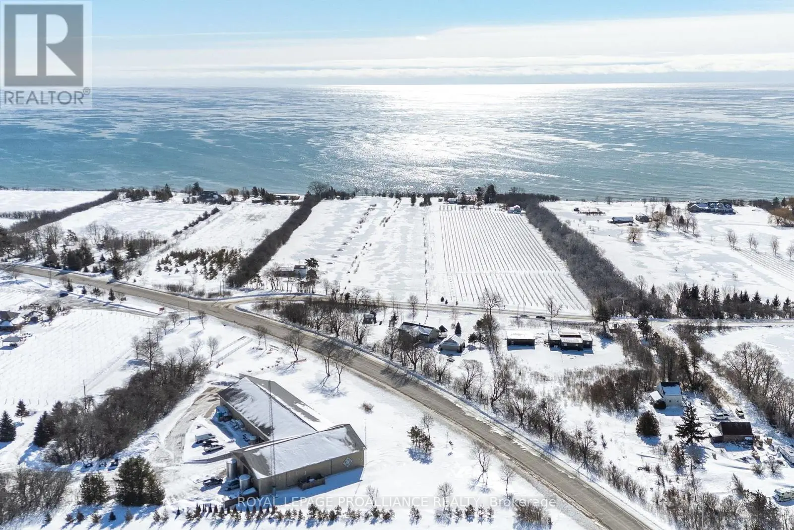 28 Huyck's Point Road, Prince Edward County, Ontario  K0K 3L0 - Photo 2 - X11990705