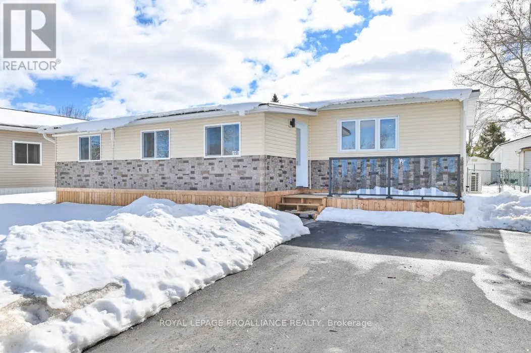 11b Warbler Lane, Quinte West, Ontario  K8N 4Z3 - Photo 3 - X11987688