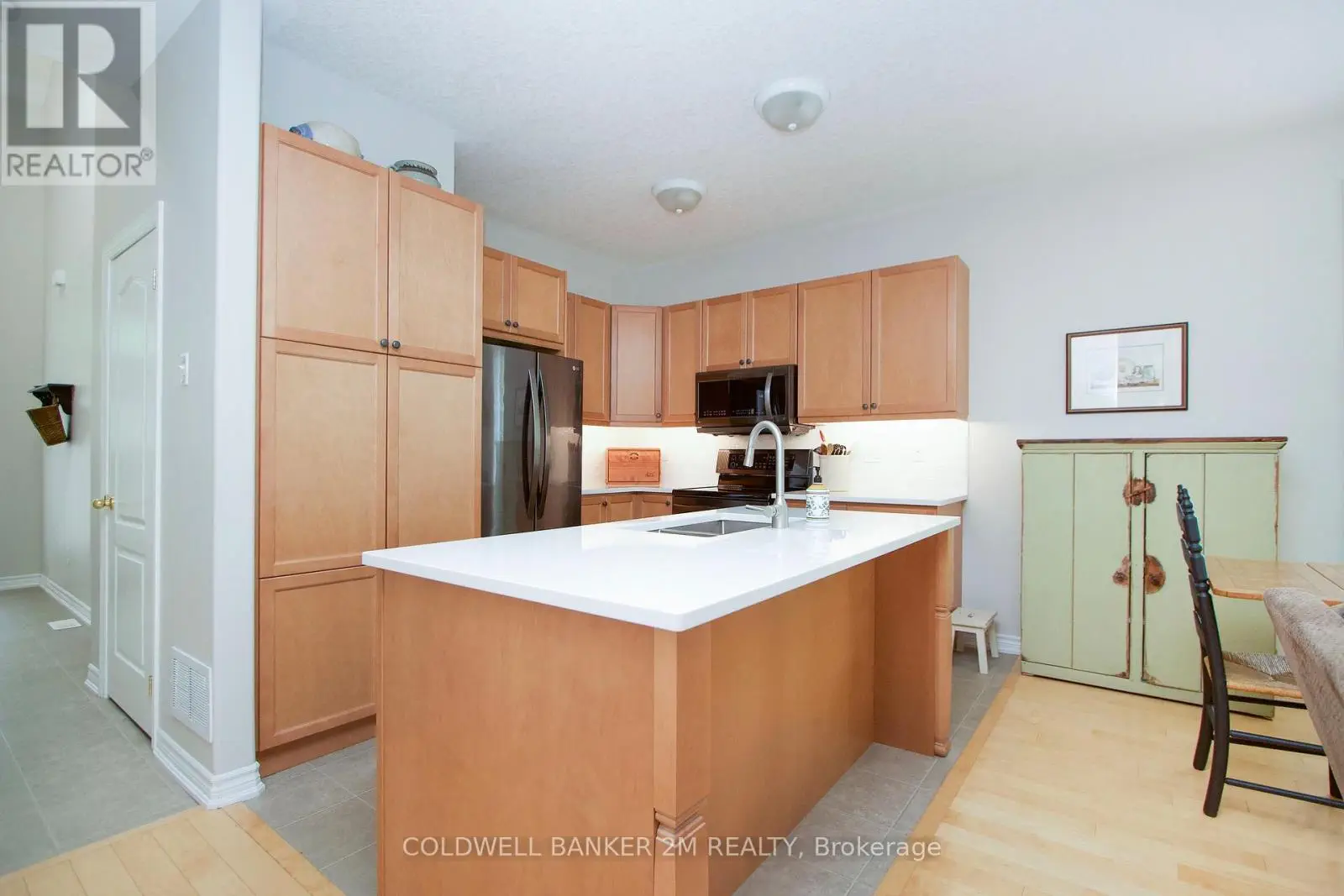 406 - 300 D'arcy Street, Cobourg, Ontario  K9A 0A2 - Photo 3 - X11998987
